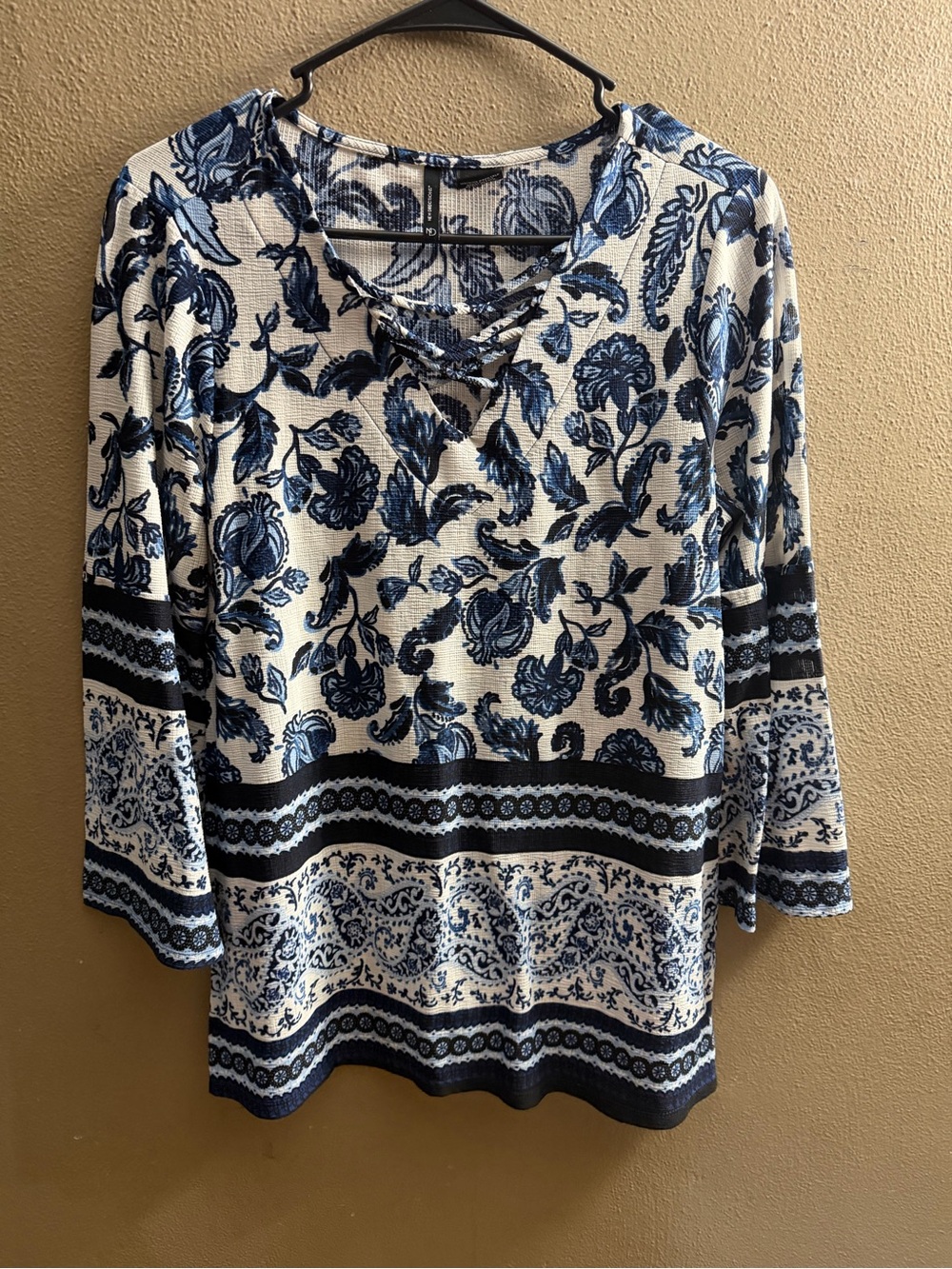 new directions Blue and White Lace-Up V-Neck Floral Tunic